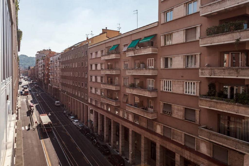 Riva Reno Apartment Bolonha Exterior foto